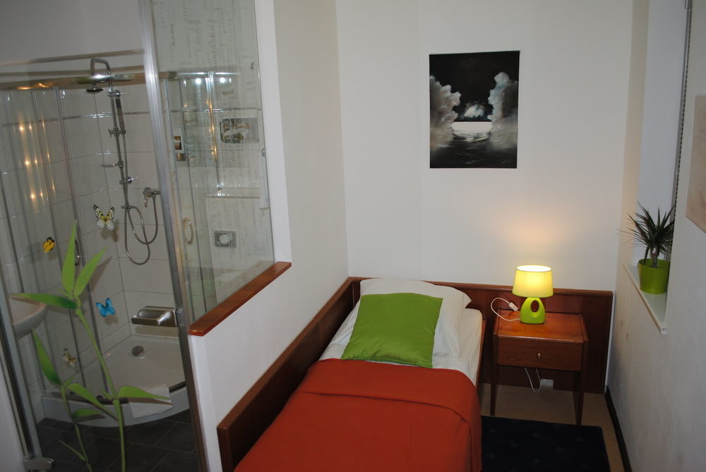 Landmark Am Kracauerplatz Berlin Extérieur photo